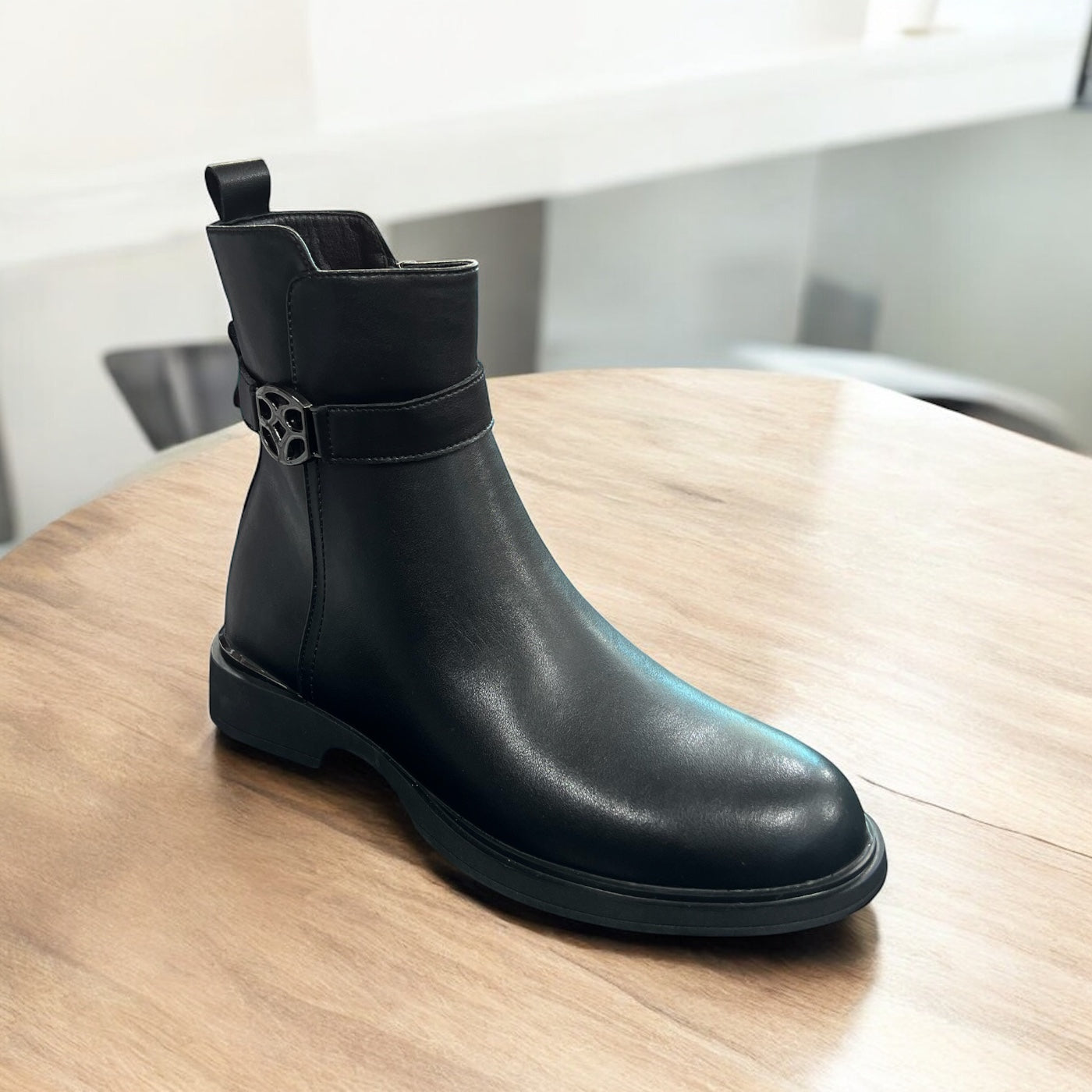 Ghete dama din piele naturala 1001, Negru