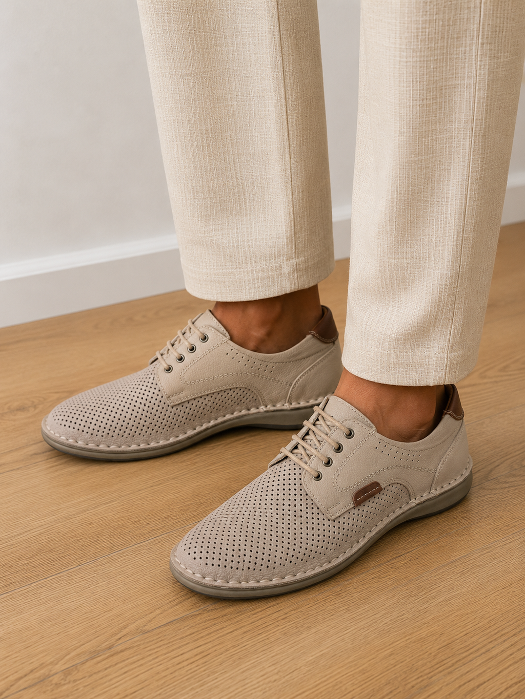 Pantofi casual bărbați crem din piele naturală cu perforații