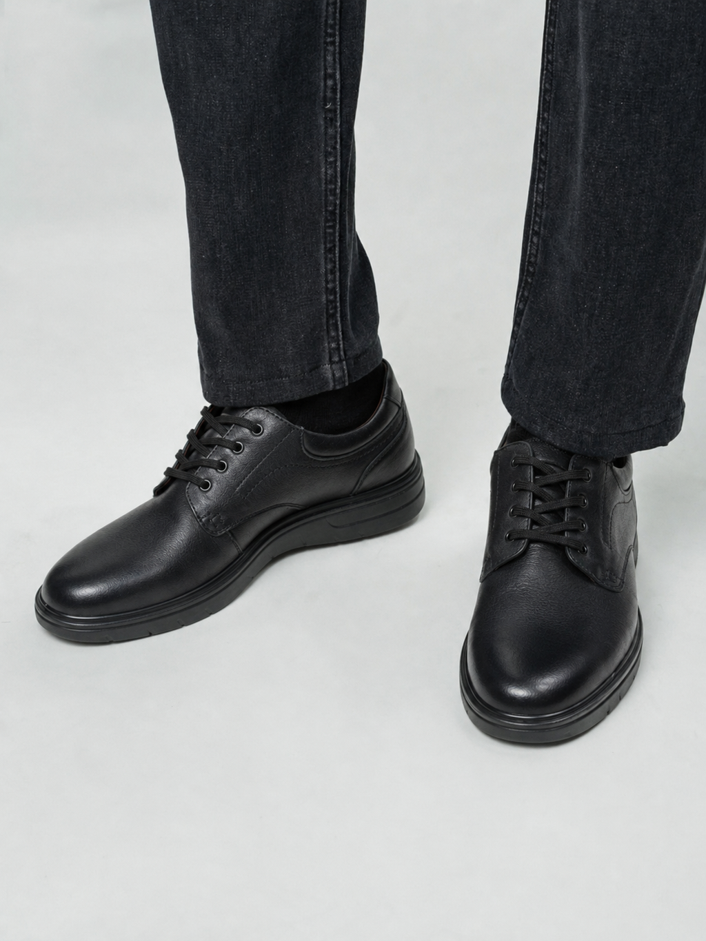 Pantofi casual bărbați negri din piele naturală cu talpă groasă