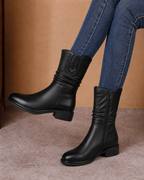 Cizme scurte damă din piele naturală negre – stil clasic și versatilitate