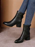 Ghete damă negre din piele naturală cu toc mediu – eleganță și confort