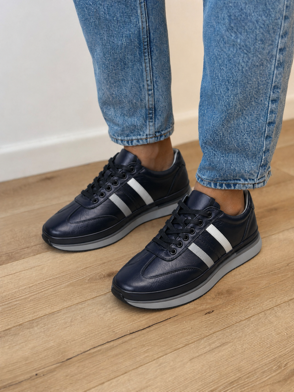 Adidași Bărbați Bleumarin din Piele Naturală – Stil Casual