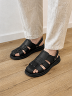 Sandale casual bărbați negre din piele naturală cu perforații și bretele late