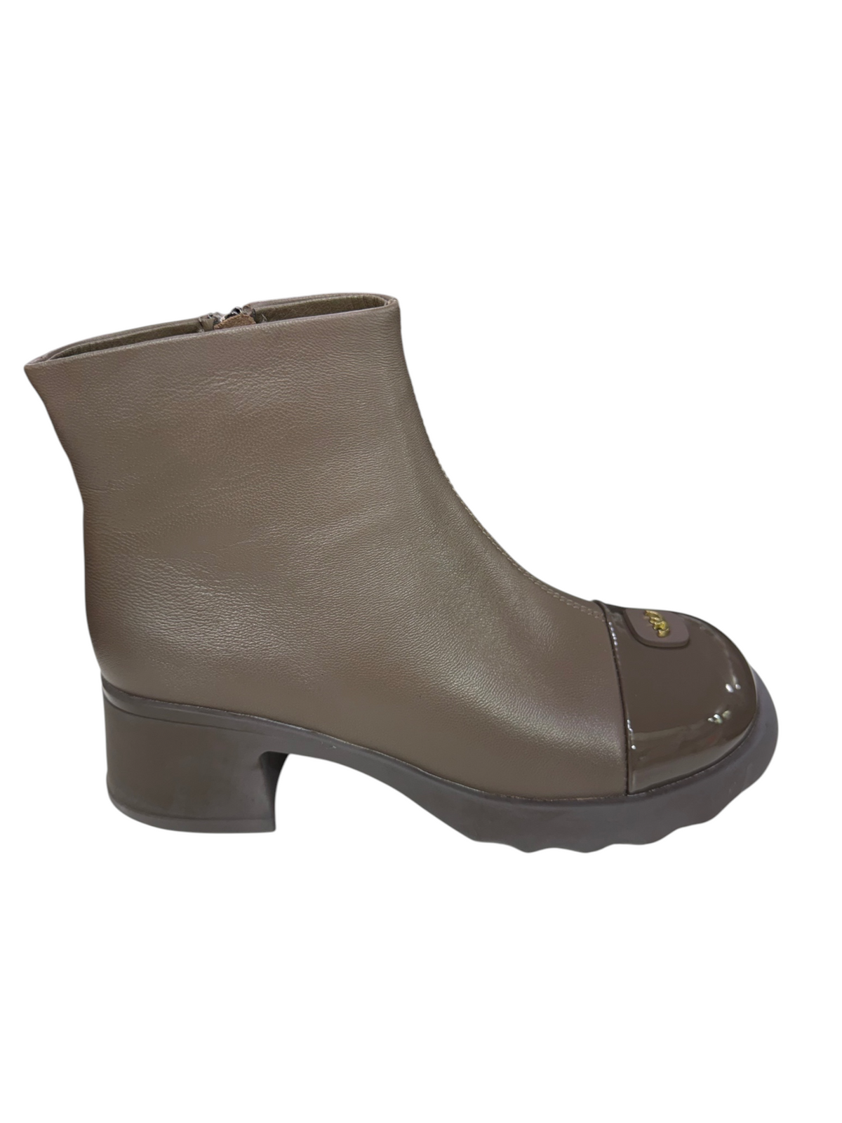 Ghete damă din piele naturală taupe cu bot lacuit