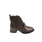 Ghete damă maro din piele lăcuită cu toc mic – moderne și versatile