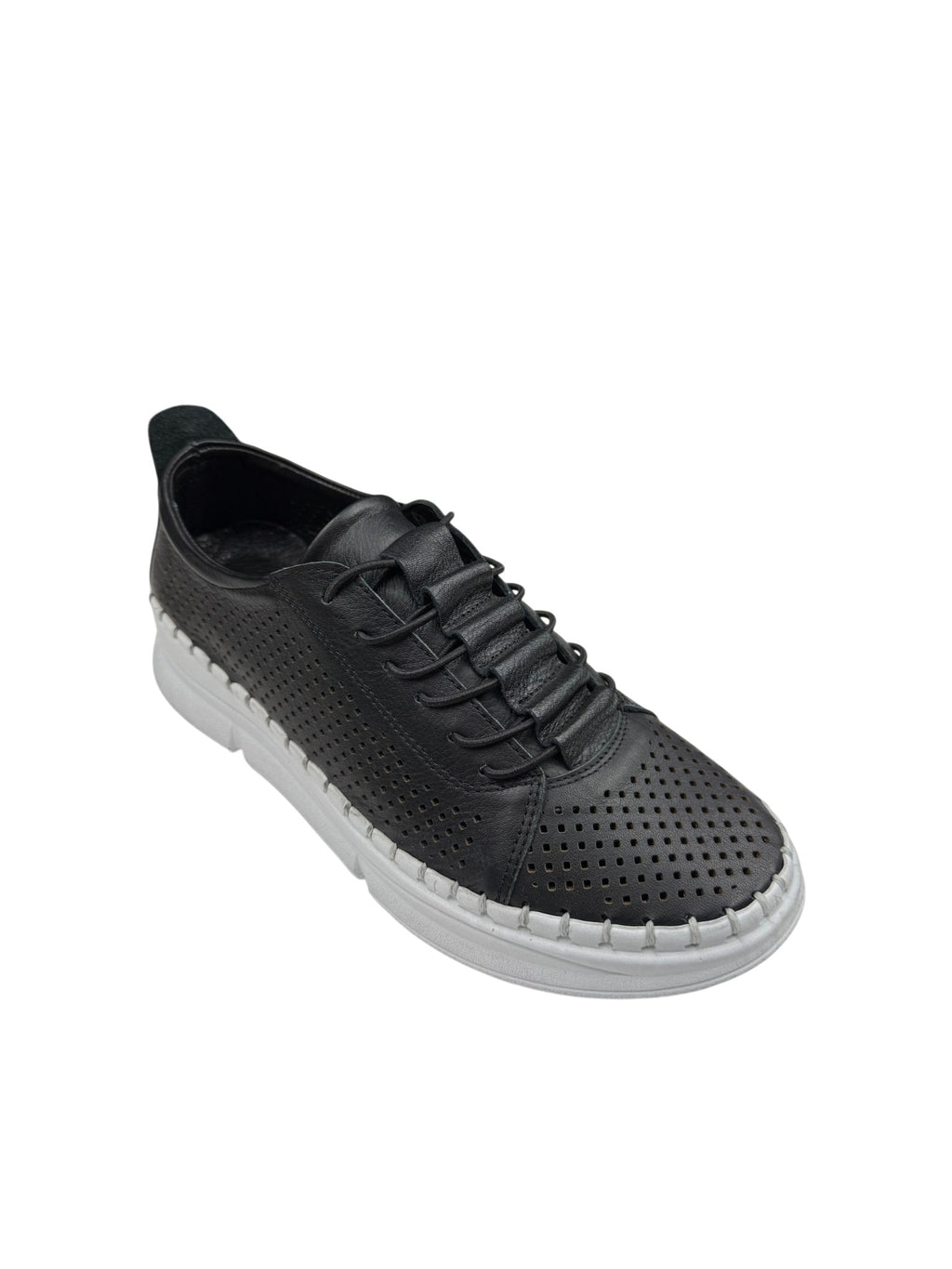Pantofi sport casual damă negri din piele naturală cu perforații și talpă albă