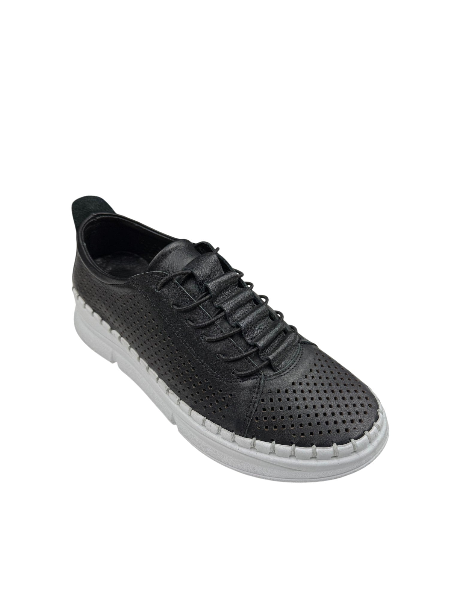 Pantofi sport casual damă negri din piele naturală cu perforații și talpă albă