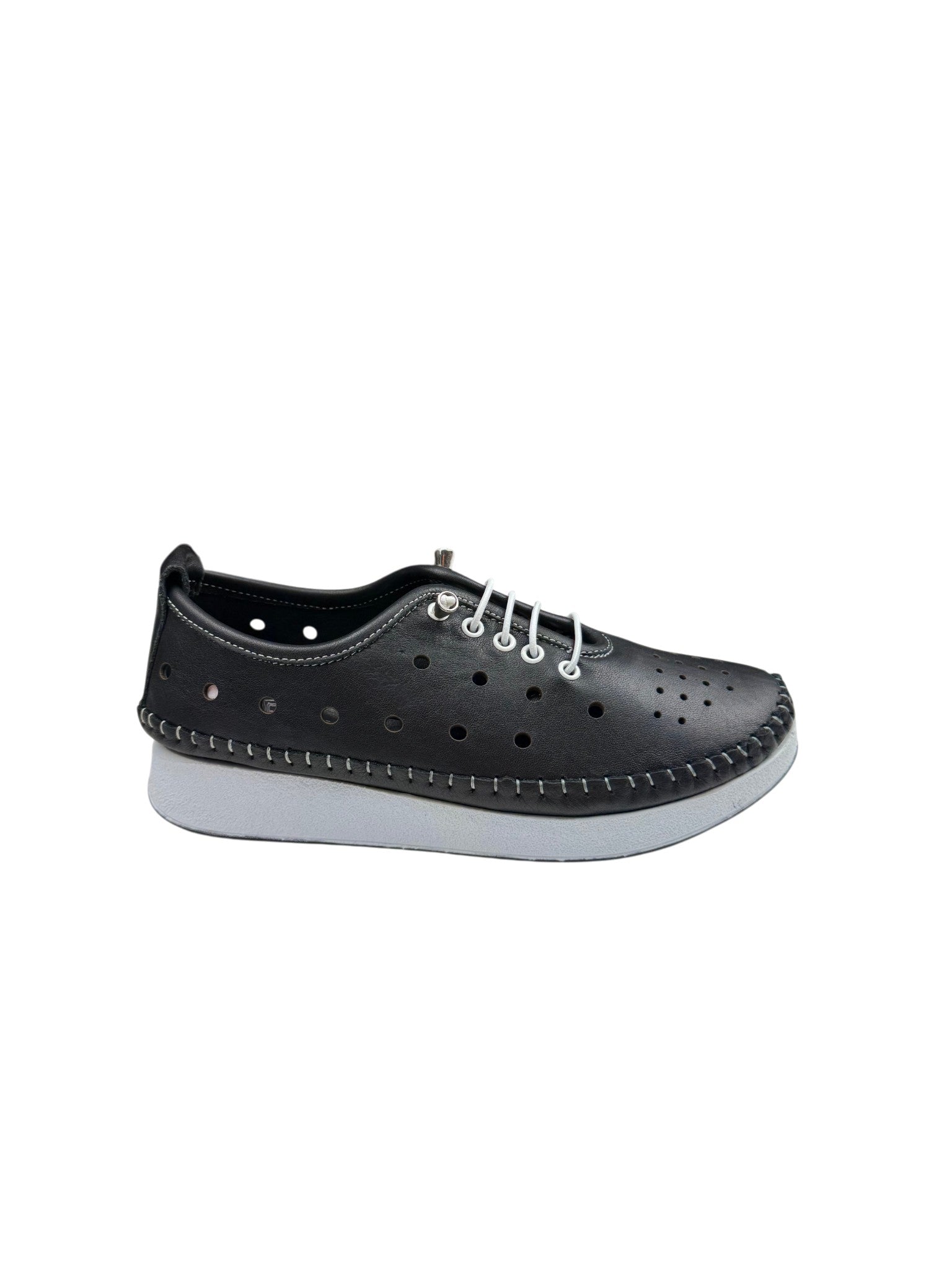 Pantofi casual damă negri din piele naturală cu perforații și șireturi albe