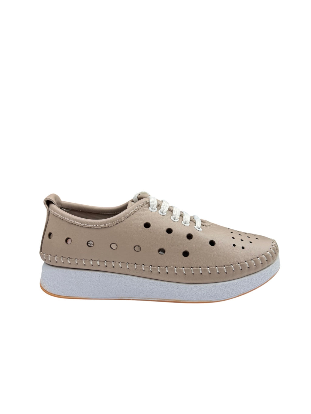 Pantofi casual damă bej din piele naturală cu perforații și șireturi albe