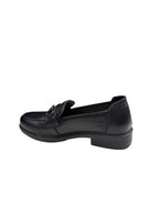 Pantofi casual damă negri din piele naturală cu lanț oval și cusături frontale