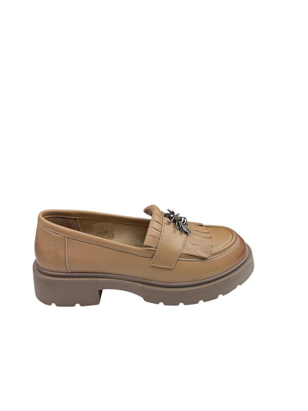 Pantofi casual damă bej din piele naturală cu franjuri și broșă albinuță