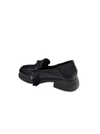 Pantofi casual damă negri din piele naturală cu talpă groasă și accesoriu geometric