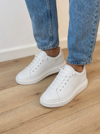 Pantofi sport bărbați albi din piele naturală cu șireturi elastice și talpă albă